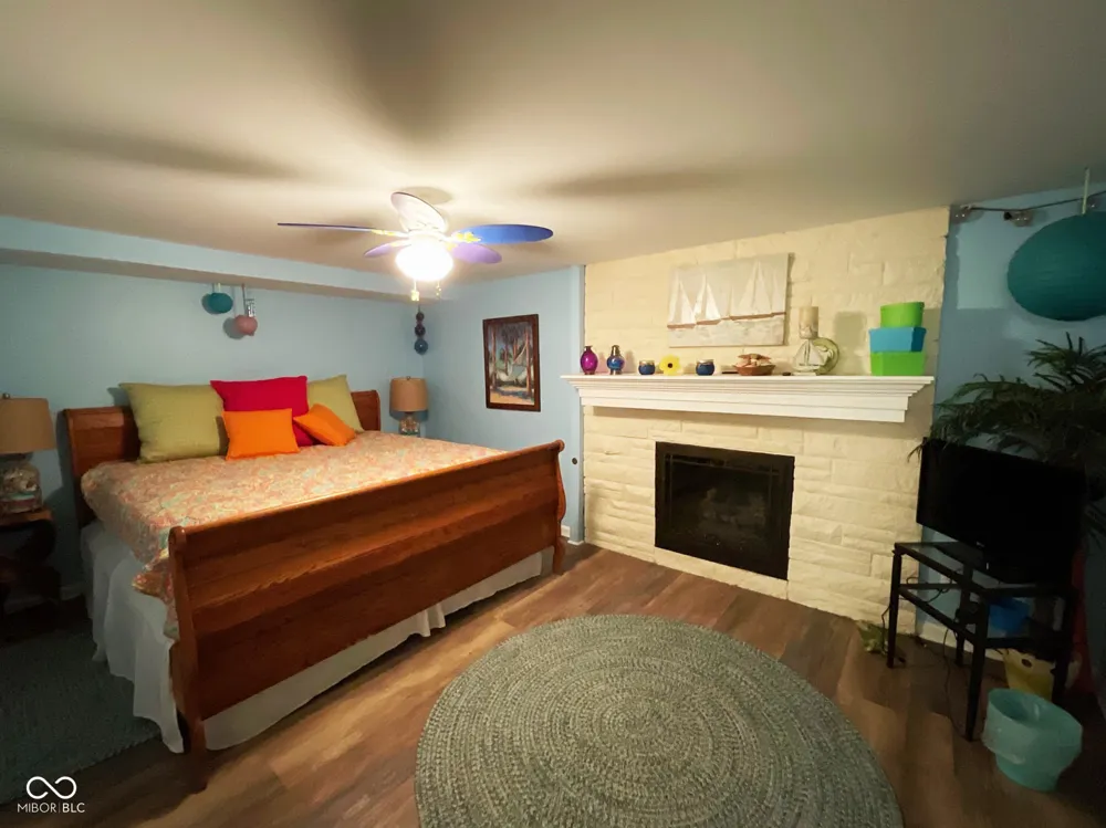 1908 Lee Kay Drive Rockville, IN 47872