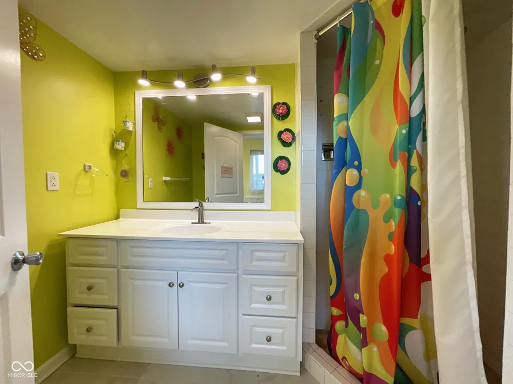 1908 Lee Kay Drive Rockville, IN 47872