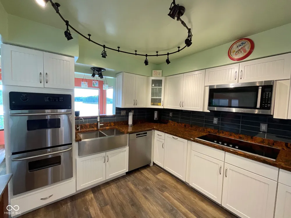 1908 Lee Kay Drive Rockville, IN 47872