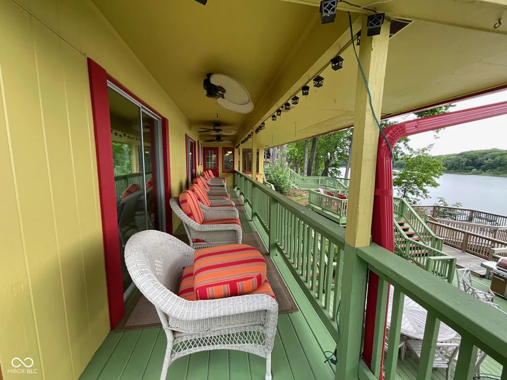 1908 Lee Kay Drive Rockville, IN 47872
