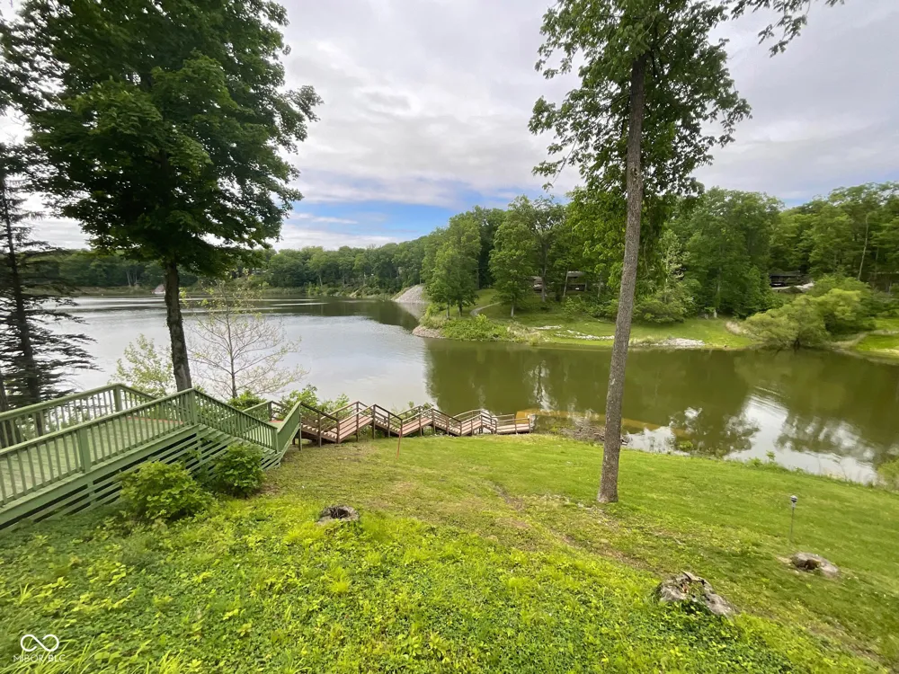 1908 Lee Kay Drive Rockville, IN 47872