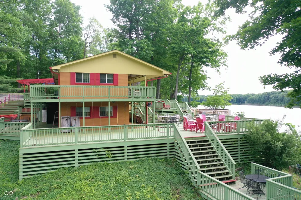 1908 Lee Kay Drive Rockville, IN 47872