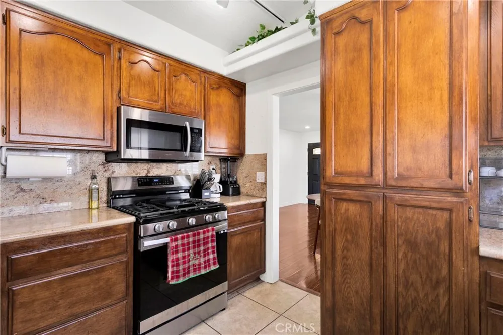 15118 Orchard Hill Helendale, CA 92342