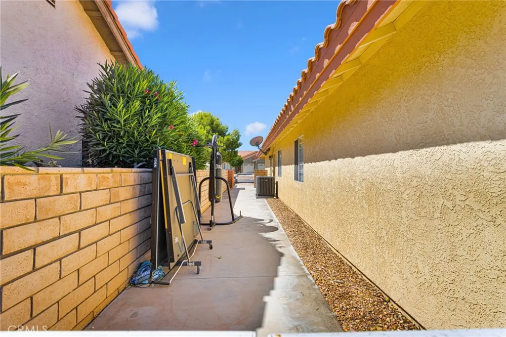 15118 Orchard Hill Helendale, CA 92342