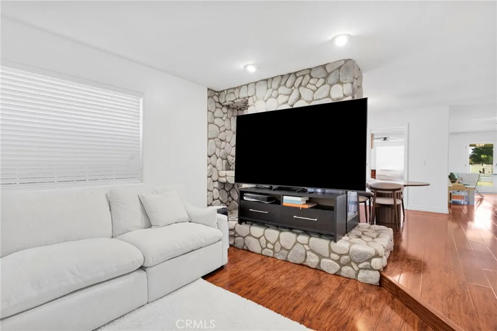 15118 Orchard Hill Helendale, CA 92342