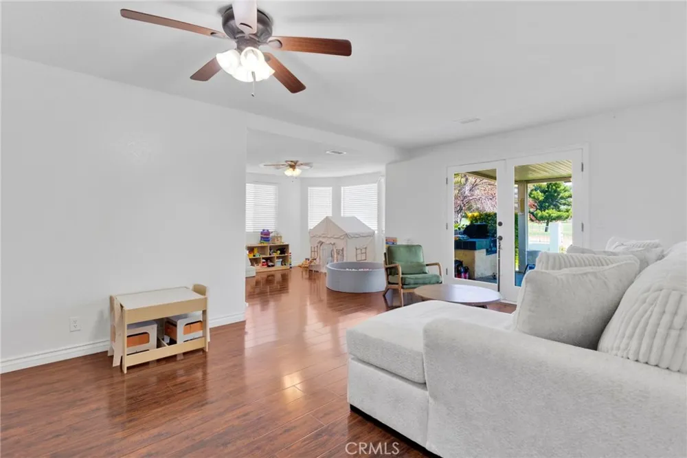 15118 Orchard Hill Helendale, CA 92342