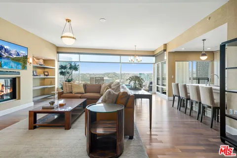 1 W Century Drive #35D