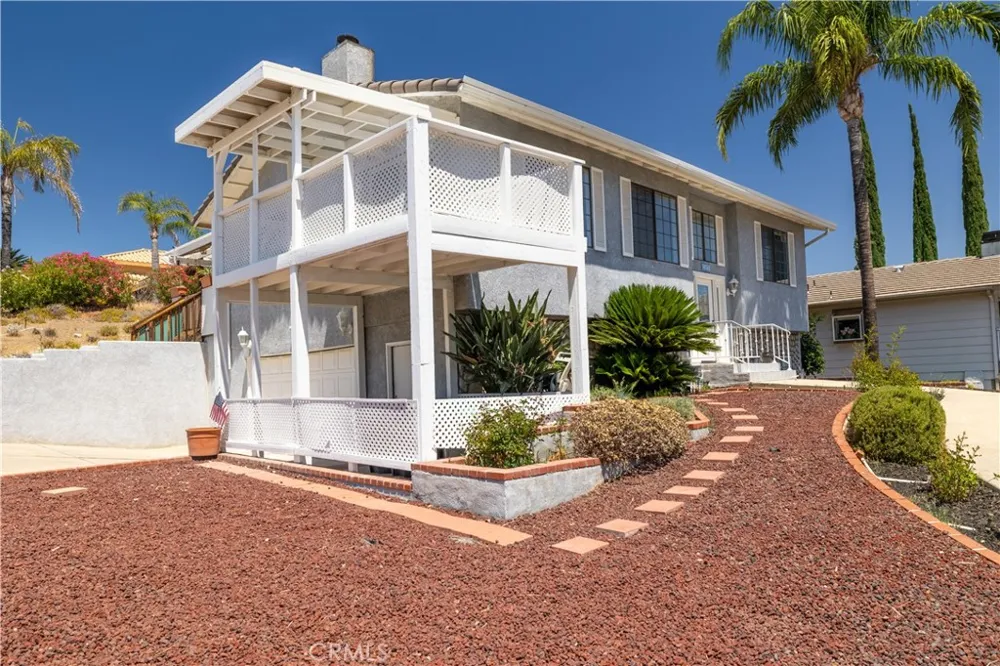30745 Long Point Canyon Lake, CA 92587