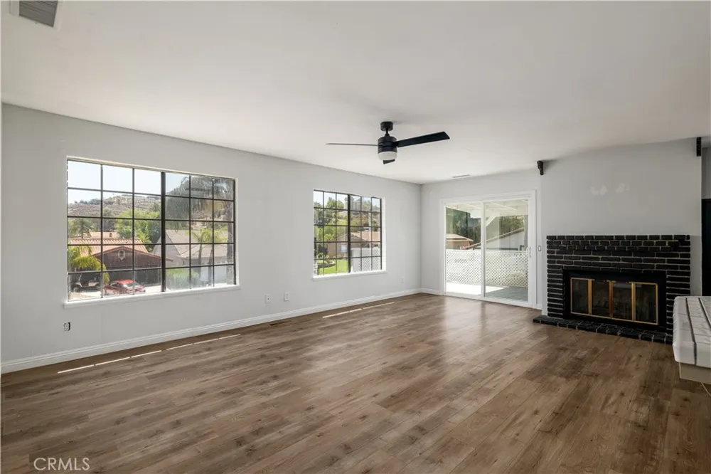 30745 Long Point Canyon Lake, CA 92587