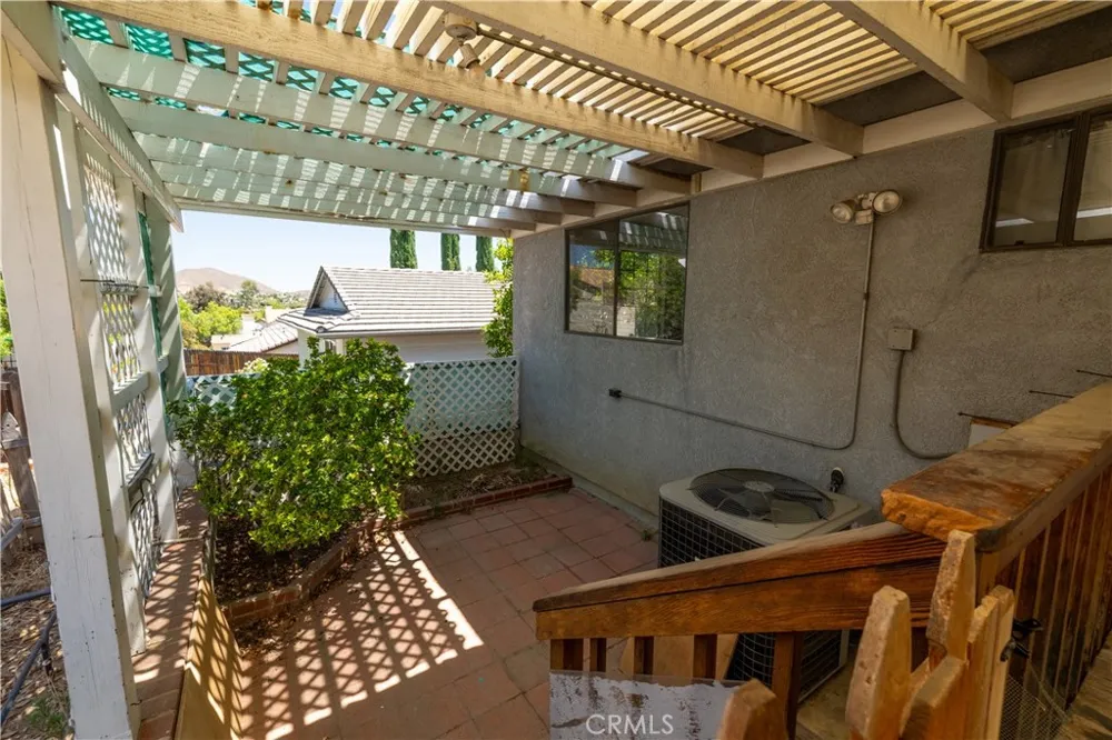 30745 Long Point Canyon Lake, CA 92587