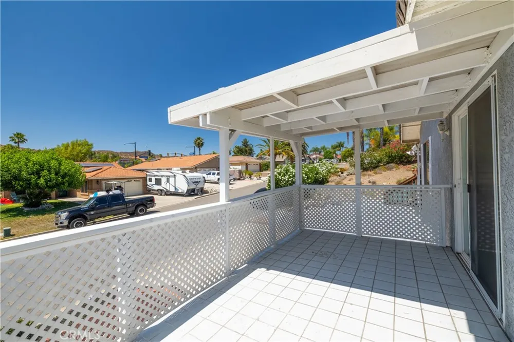 30745 Long Point Canyon Lake, CA 92587