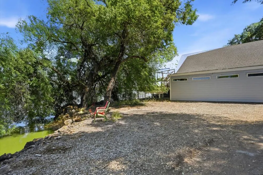 5156 Lake Road Lower Lake, CA 95457