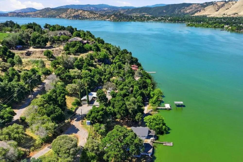 5156 Lake Road Lower Lake, CA 95457