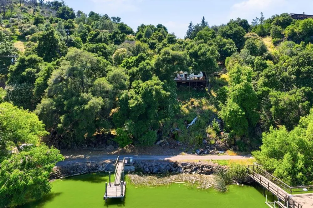 5156 Lake Road Lower Lake, CA 95457