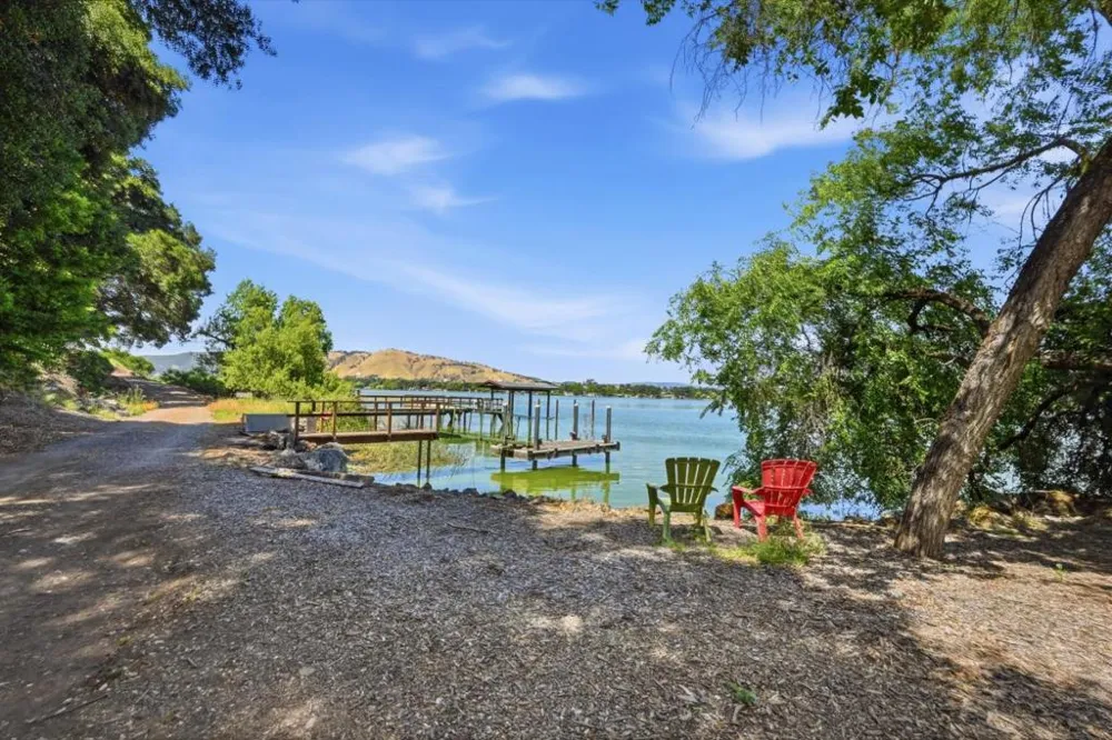 5156 Lake Road Lower Lake, CA 95457