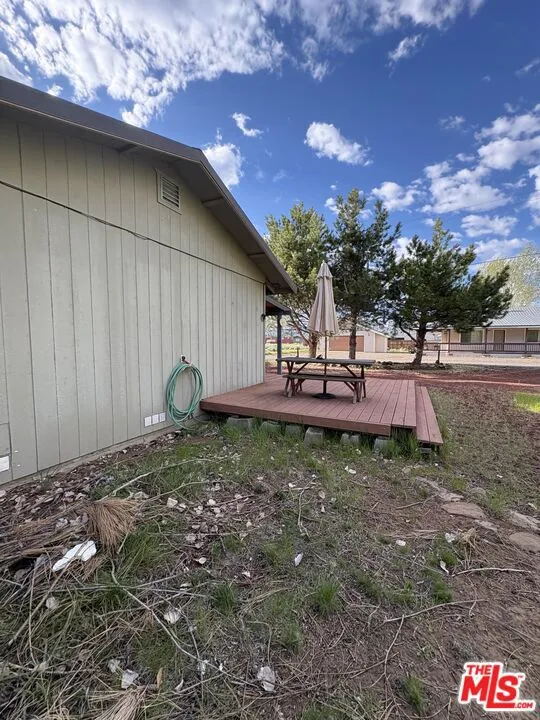 686 Bamboo Way Susanville, CA 96130