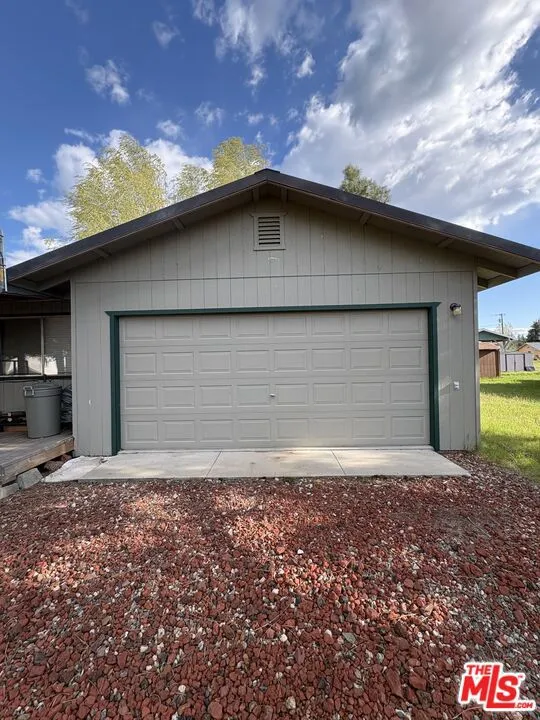 686 Bamboo Way Susanville, CA 96130