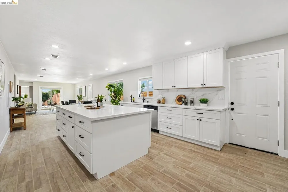 449 GILCREST Vallejo, CA 94591