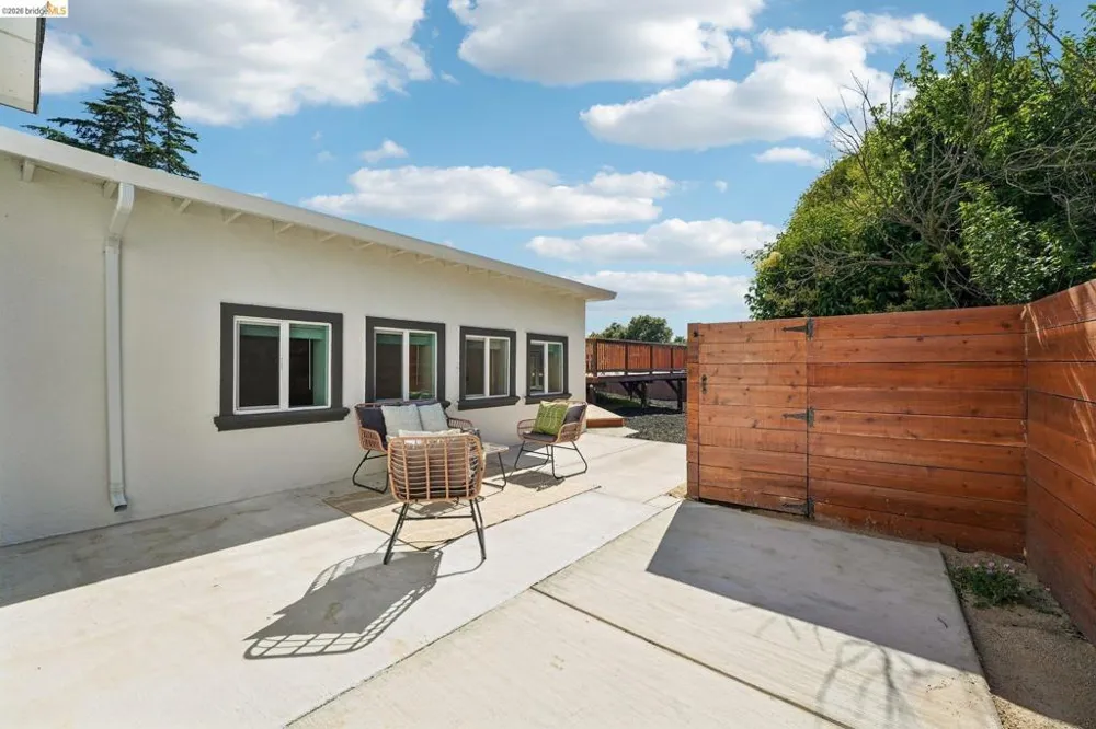449 GILCREST Vallejo, CA 94591