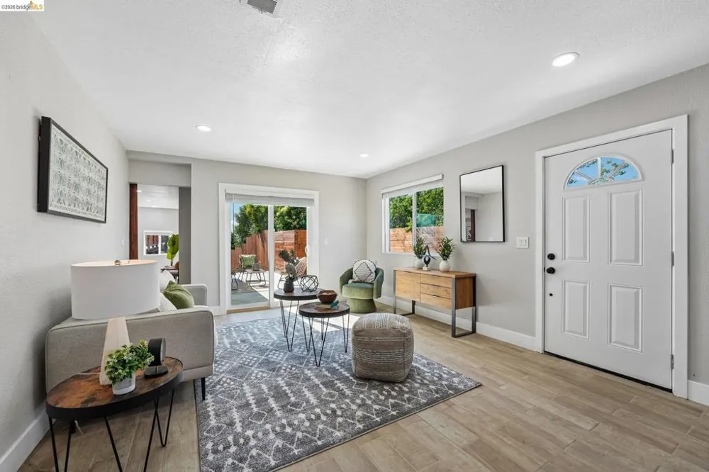 449 GILCREST Vallejo, CA 94591