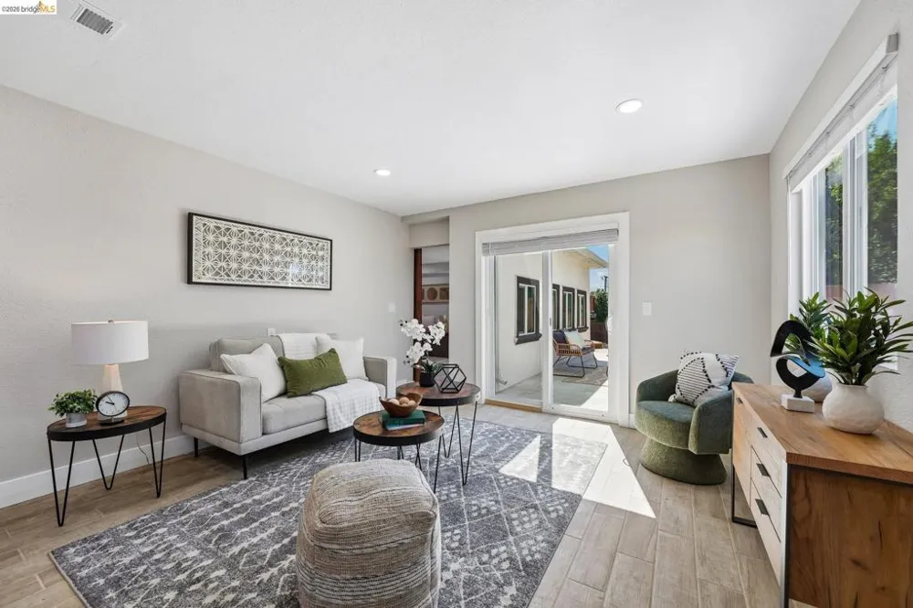 449 GILCREST Vallejo, CA 94591
