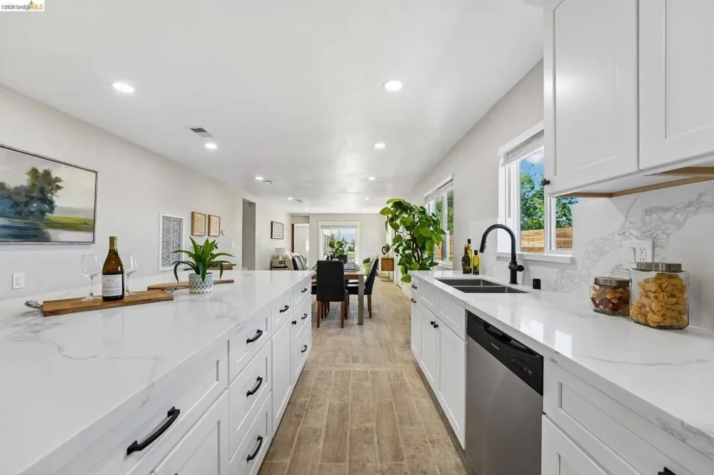 449 GILCREST Vallejo, CA 94591