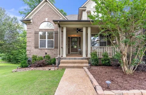 9441 Lake Bridge Dr