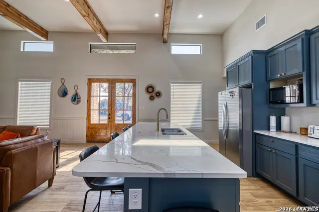 1450 Mountain Valley Concan, TX 78838