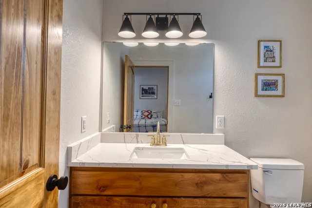 1450 Mountain Valley Concan, TX 78838