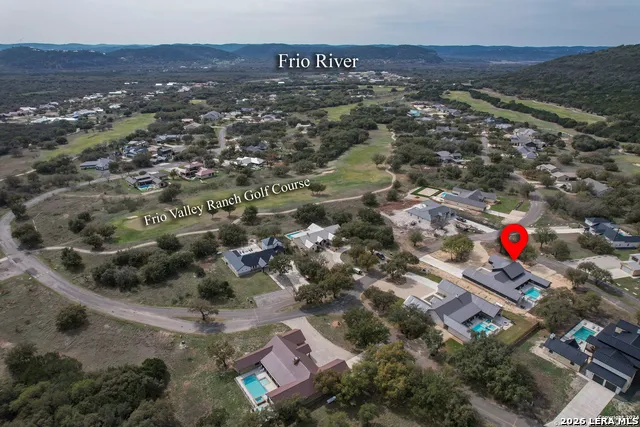 1450 Mountain Valley Concan, TX 78838