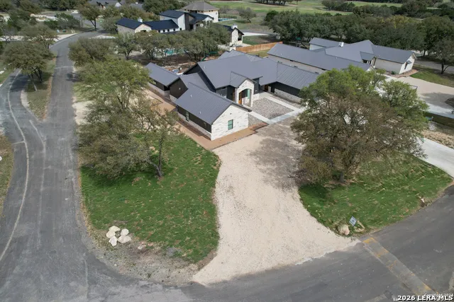 1450 Mountain Valley Concan, TX 78838