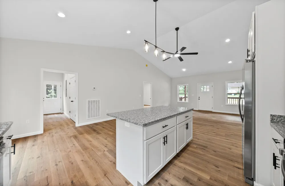 690 Brazzle Rd Waverly, TN 37185