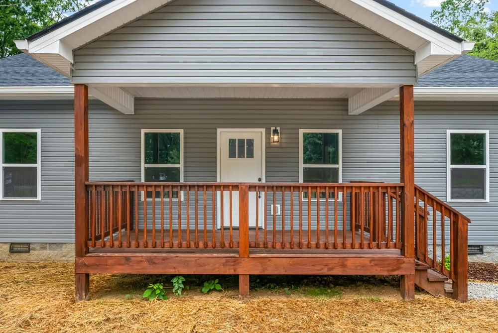 690 Brazzle Rd Waverly, TN 37185
