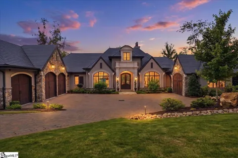 435 Peninsula Ridge