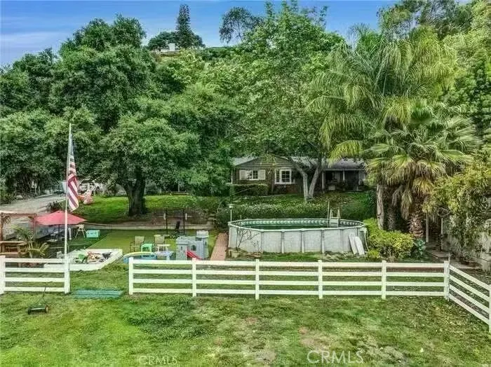 1835 Royal Oaks Bradbury, CA 91008