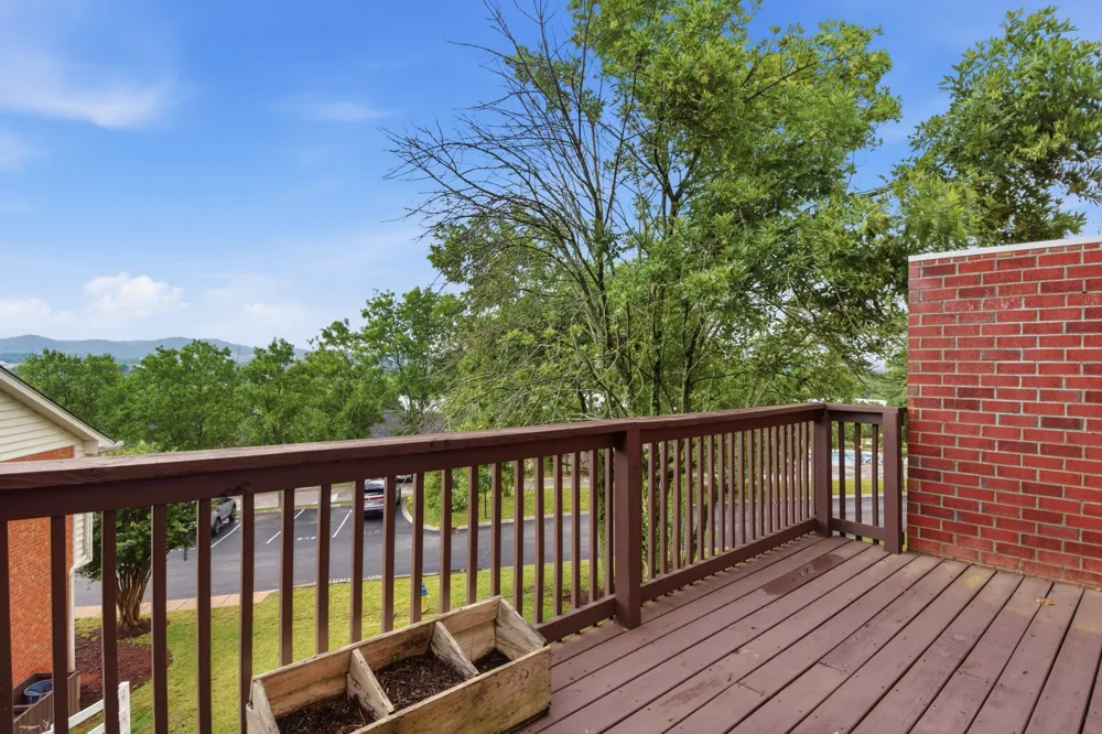 1604 Brentwood Pointe Franklin, TN 37067
