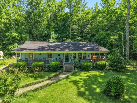 1611 Harpeth Xing