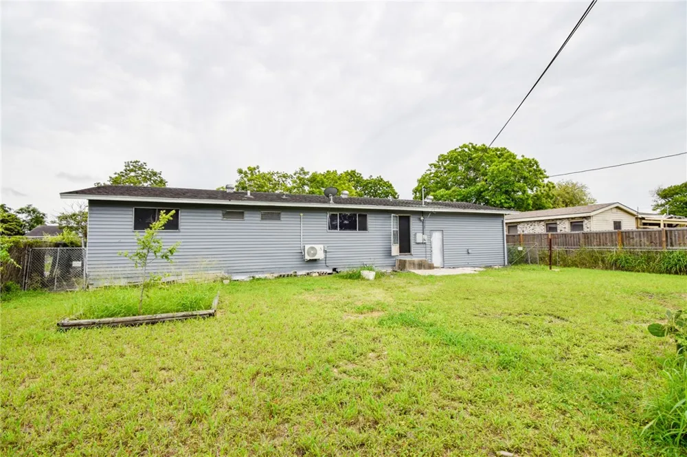 3616 Mulberry Street Corpus Christi, TX 78411
