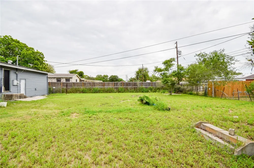 3616 Mulberry Street Corpus Christi, TX 78411