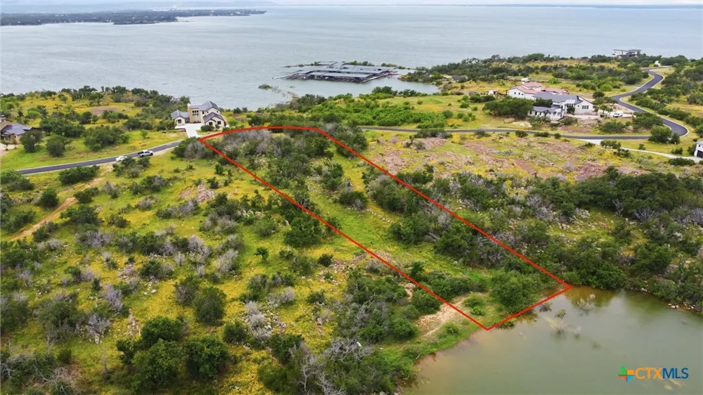 30 Peninsula Drive Burnet, TX 78611