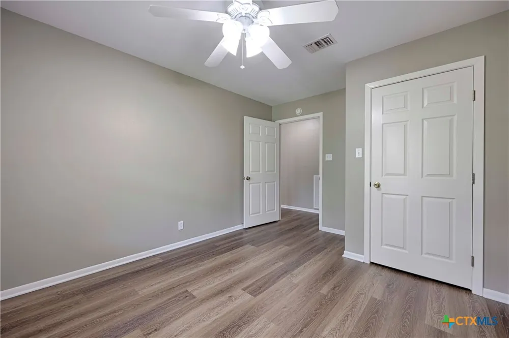 3545 E I 10 Frontage Road Schulenburg, TX 78956