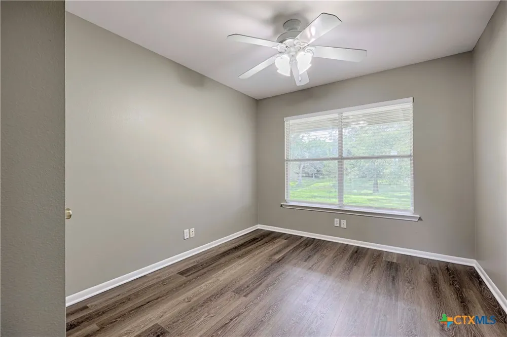 3545 E I 10 Frontage Road Schulenburg, TX 78956