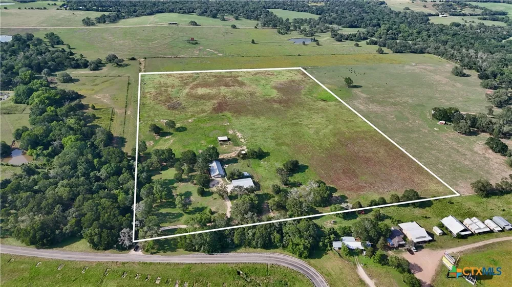3545 E I 10 Frontage Road Schulenburg, TX 78956