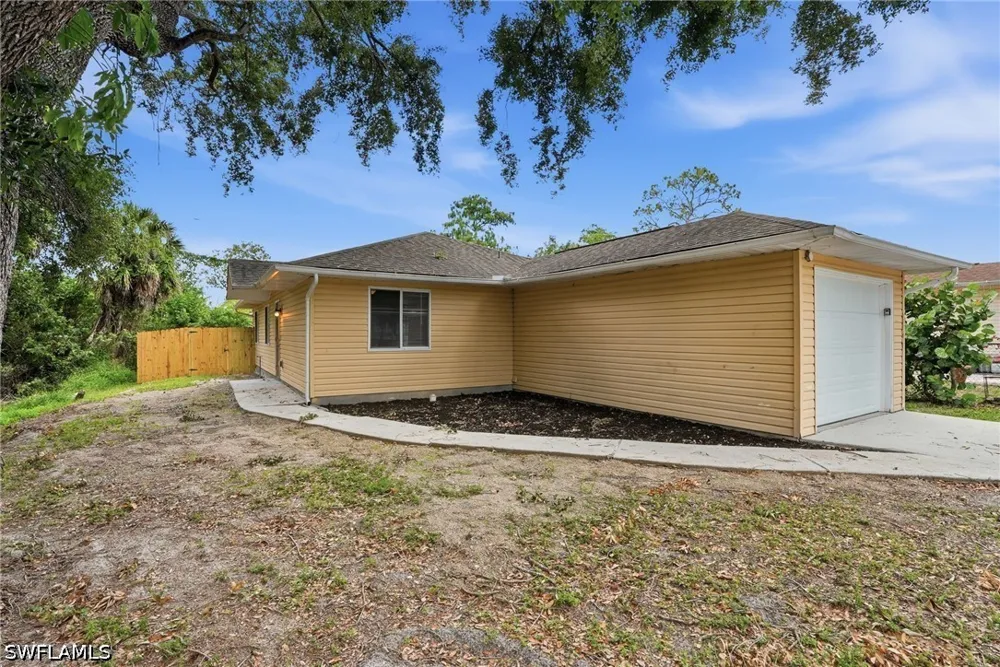 Coventry Lane Bonita Springs, FL 34135