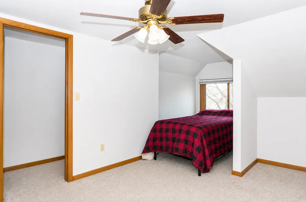 320 Michigan Avenue W Gilbert, MN 55741