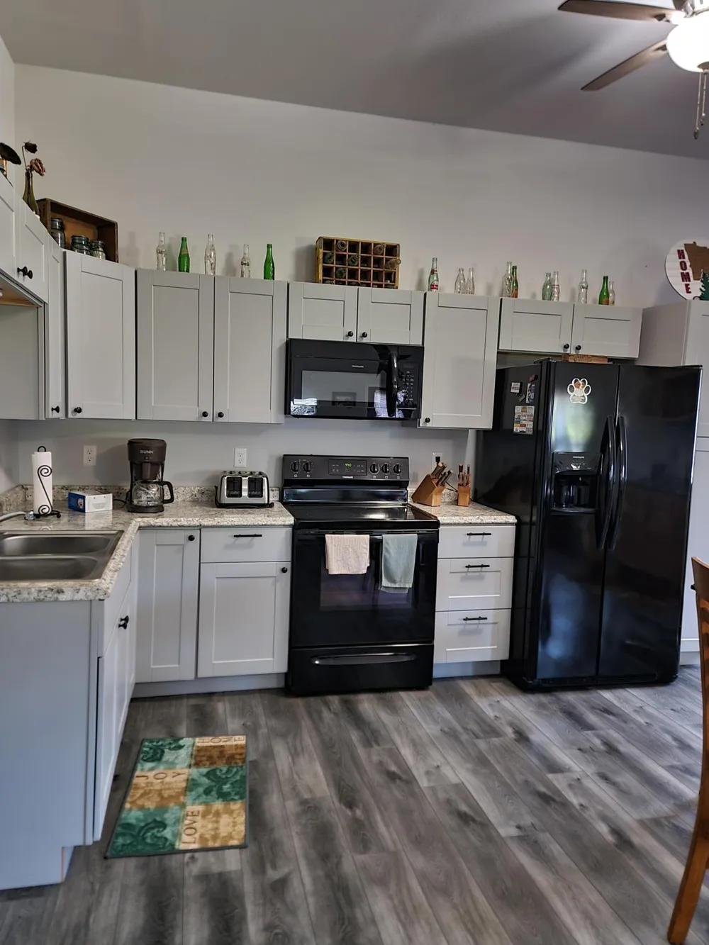752 Hallberg Street SW Warroad, MN 56763