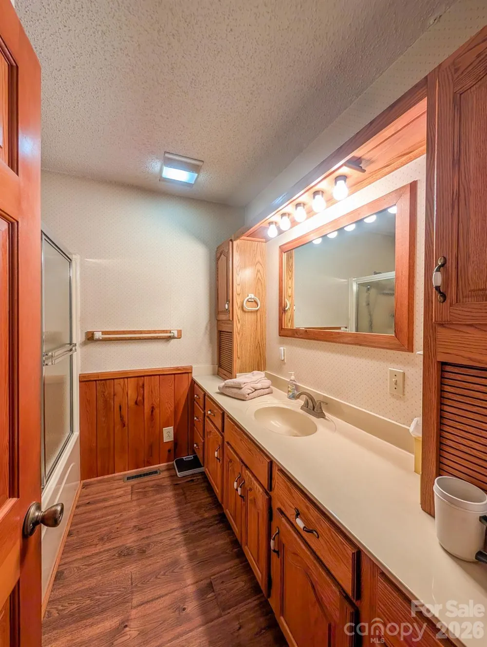 572 Pleasant Valley Road Burnsville, NC 28714