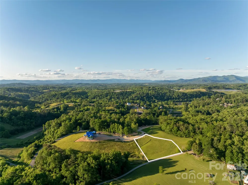 124 Lilikoi Lane #93 Asheville, NC 28804