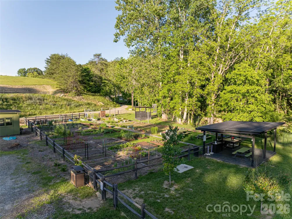 124 Lilikoi Lane #93 Asheville, NC 28804