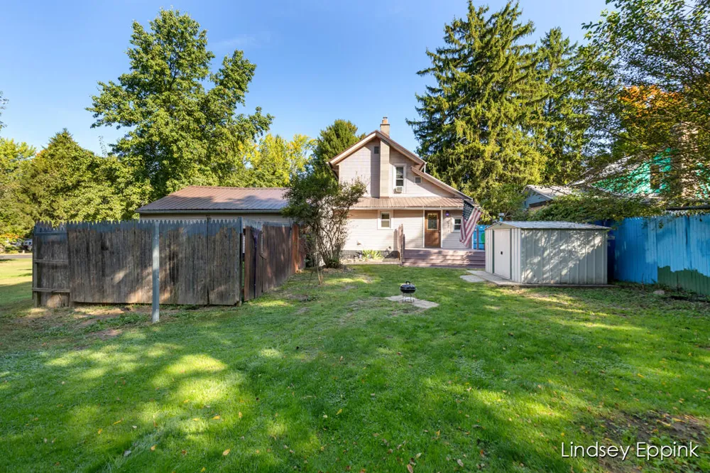 13764 W Ave E Vicksburg, MI 49097